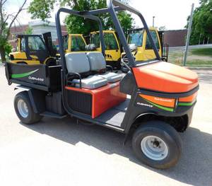 Cushman Turf-Truckster with Hydraulic Dump Box