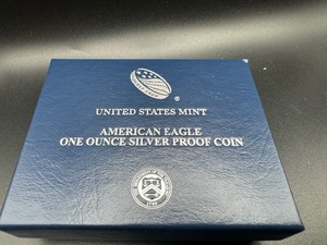 2020 W Proof Silver Eagle in OGP Low 414K Mintage - Excellent Condition