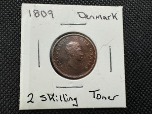 lot 16 image: 1809 Denmark 2 Skilling Toner, XF or Better - Red - Beautiful Toning