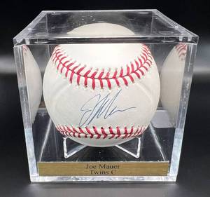 lot 4 image: Joe Mauer Signed Baseball (early signature) Rawlings OMLB Selig Ball Minnesota Twins w cube and plaque