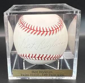 lot 12 image: Bert Blyleven Signed Baseball Rawlings OMLB Selig Ball Minnesota Twins w cube and plaque