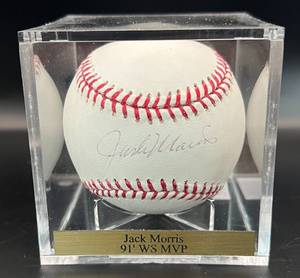 lot 17 image: Jack Morris Signed Baseball Rawlings OMLB Selig Ball Minnesota Twins w cube and plaque