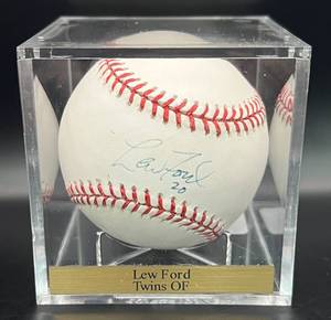 lot 50 image: Lew Ford (Minnesota Twind OF) Signed Baseball Rawlings OMLB Selig Ball w cube and plaque