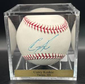 lot 68 image: Corey Koskie (Minnesota Twins 3B) Signed Rawlings OMLB Selig  Baseball w cube and plaque