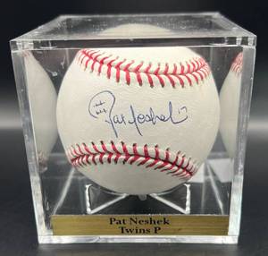 lot 84 image: Pat Neshek (Minnesota Twins Pitcher) Signed Rawlings OMLB Selig Baseball w cube and plaque