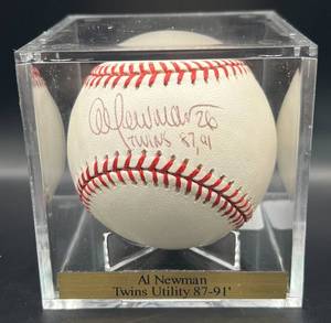 lot 85 image: Al Newman (Minnesota Twins Utility 1987-91) Signed Rawlings OMLB Baseball w cube and plaque