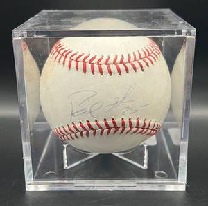 lot 93 image: Pedro Florimon (Minnesota Twins SS) Signed Rawlings OMLB Selig Baseball w cube