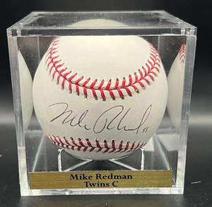 lot 96 image: Mike Redmond (Minnesota Twins Catcher) Signed Rawlings OMLB Selig Baseball w cube and plaque