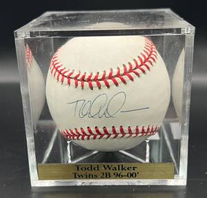 lot 111 image: Todd Walker (Minnesota Twins 2B 1996-2000) Signed Rawlings OALB Baseball w cube and plaque