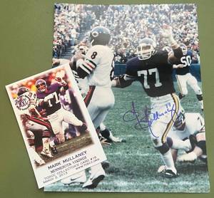 lot 123 image: Mark Mullaney Signed 8x10 Photo - Minnesota Vikings Football