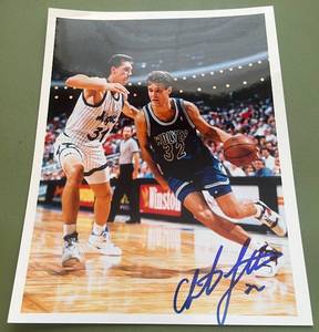 lot 136 image: Christian Laettner Signed 8x10 Photo - Minnesota Timberwolves Basketball
