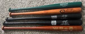 lot 149 image: (5) Minnesota Twins Bats - Shannon Stewart, Michael Cuddyer, 2004 , Cambria, Marquee Bank