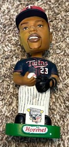 lot 172 image: Shannon Stewart Minnesota Twins Bobblehead