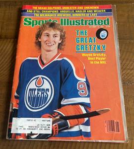 lot 47A image: Wayne Gretzky 1st Cover Sports Illustrated Magazine October 12, 1981 - Vintage Hockey