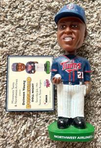 lot 64A image: Delmon Young Minnesota Twins Baseball Bobblehead - New in Box w Card