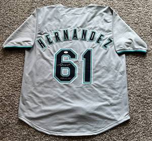 lot 84A image: Livan Hernandez Signed Jersey with JSA COA Inscribed 1993 WS MVP Size XL - Florida Marlins Baseball