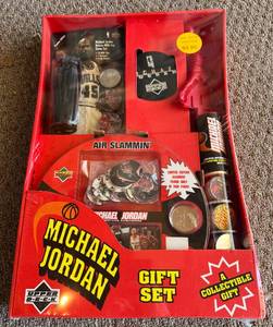 lot 162A image: Michael Jordan Upper Deck Limited Edition Collectible Pog Gift Set - New in Box - Basketball