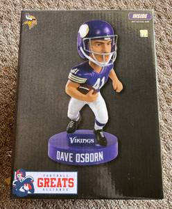 lot 145A image: Dave Osborn Limited Edition Minnesota Vikings Football Boobblehead - Numbered