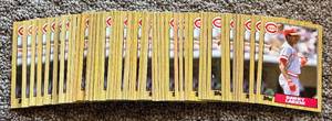 lot 142A image: (50) Barry Larkin RCs 1987 Topps #648, NM Condition, Rookie Baseball Cards