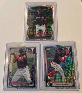 lot 137A image: 3-Card Minnesota Wints Bowman Chromo Mojo Lot