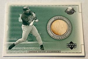 lot 242A image: Kirby Puckett Bat Relic 2002 Upper Deck Sweet Spot Classics #B-KP Minnesota Twins Baseball Card