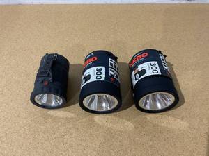 lot 241 image: LOT OF 3 Nebo Flashlights