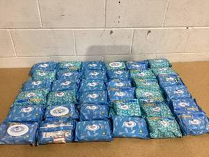 lot 498 image: LOT OF 36 Great Value Flushable Wipes