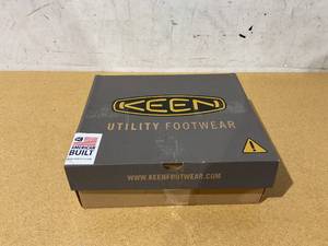 lot 267 image: KEEN Utility Mens Independence 6 Leather Waterproof Soft Toe Work Boot Size 11D
