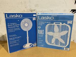 lot 426 image: LOT OF 2 Lasko Fans
