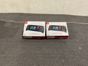 lot 357 image: LOT OF 2 Nintendo Switch Split Pad Pro