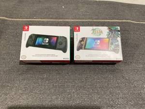 lot 358 image: LOT OF 2 Nintendo Switch Split Pad Pro