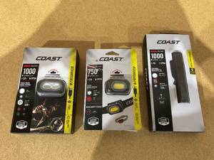 lot 168 image: LOT OF 3 Coast Headlamp and Flashlight