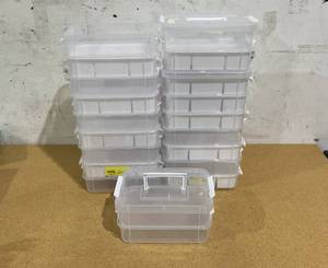 lot 708 image: LOT OF Clear Small Storage Containers with Handle