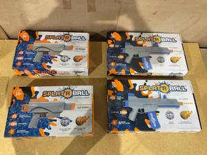 lot 206 image: LOT OF 4 Splat-R-Ball Full Automatic Water Blasters