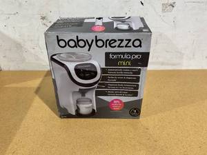 lot 97 image: Baby Brezza Formula Pro Mini Formula Maker