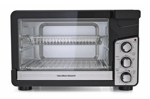 lot 687 image: Hamilton Beach Easy View XL Toaster Oven with Sure-Crisp Air Fry, 1750W, 6 Slice Capacity, 31460