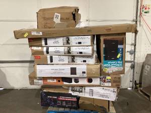 lot 908 image: Wholesale Pallet of Miscellaneous Items