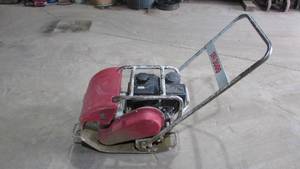lot 32 image: Stone Plate Compactor with Kohlor Engine