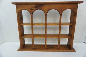 lot 43 image: Wooden Shelf 31.5x25x6
