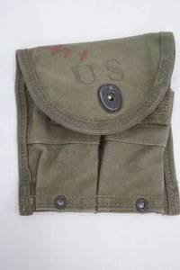 lot 63 image: US Army M1 Carbine Magazine Pouch