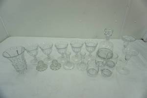 lot 87 image: stemmed glassware