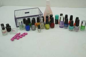 lot 117 image: Nail Polish & Remover Lot
