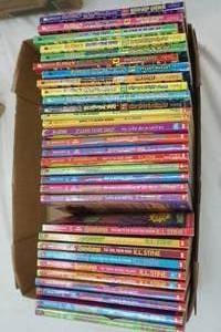 lot 209 image: R.L. Stine Book Lot Goosebumps
