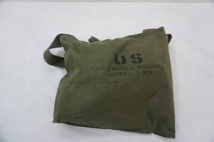 lot 222 image: US Mask ChemicalBiological Aircraft M24