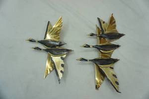 lot 245 image: tin geese decor