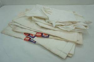 lot 248 image: about 1 dozen dishcloths