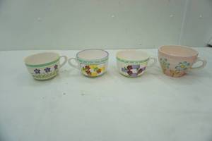 lot 287 image: oversized coffee mugs 4ct