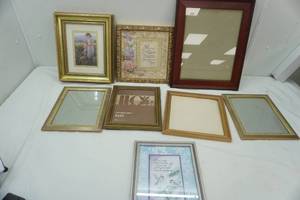 lot 295 image: picture frames and wall art