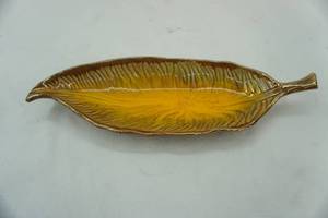 lot 302 image: Vintage Pottery Ashtray 15x5