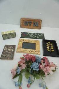lot 305 image: decor lot